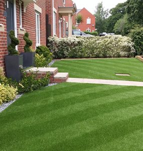Front garden with new artificial lawn in Exeter